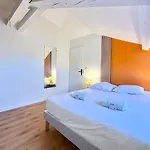 L'elegance Montoise - Plein Centre - Confort Apartment