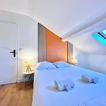 L'elegance Montoise - Plein Centre - Confort Apartment *