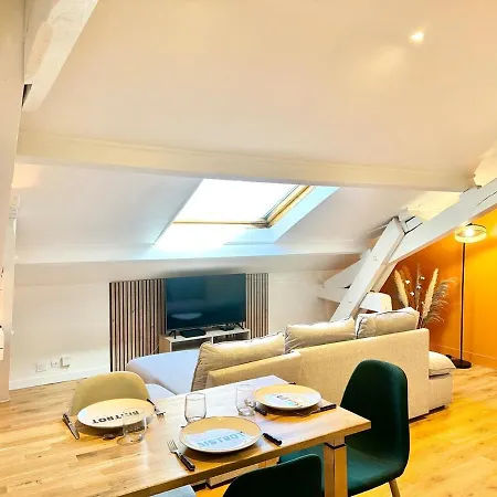 L'elegance Montoise - Plein Centre - Confort Apartment *
