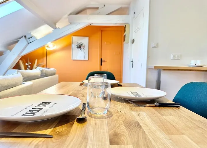 L'elegance Montoise - Plein Centre - Confort